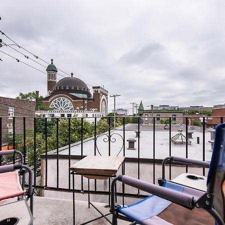 2 Bedroom Luxury In The Mile End By Den Stays モントリオール エクステリア 写真